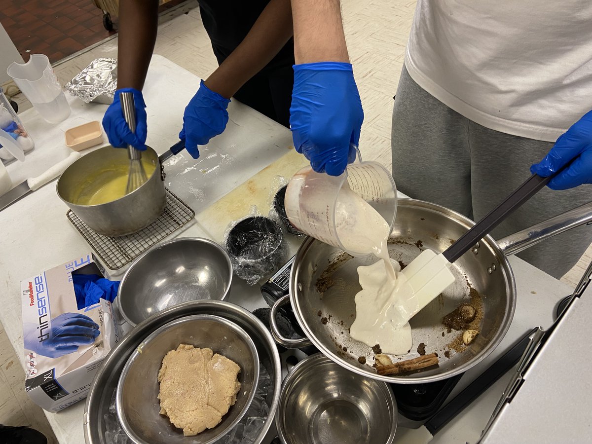 Back at it again, training for the <a href="/ProStart/">ProStart</a> competition on 2/19 &amp; 2/20!
#BulldogFamily #onlyoneSHS <a href="/SmyrnaBulldog/">Smyrna Bulldog</a> <a href="/SHS_CTE/">Smyrna High CTE</a> <a href="/RuCoCTE/">RuCo CTE</a>