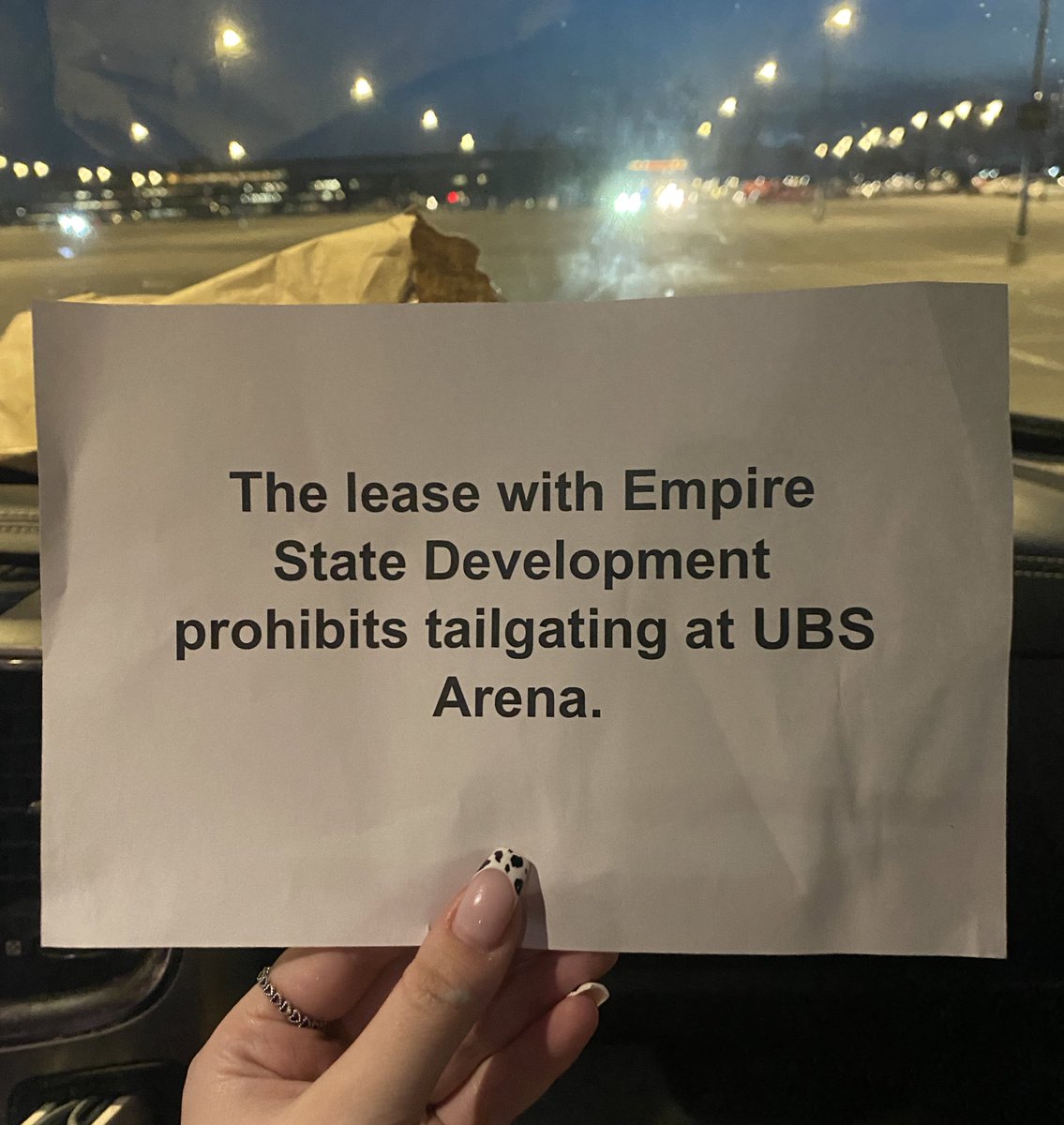 islessignguy's tweet image. 😂😂😂