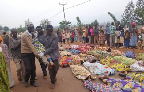 ThereseBanshipi's tweet photo. @NBerlangaEU  Arretez de faire de l’hypocrisie en République démocratique du Congo, 🇨🇩🇨🇩🇨🇩vous êtes  des criminels,
Quel est l’intérêt de votre présence au Congo 🇨🇩 . @criminel https://t.co/25pK3EUPjJ