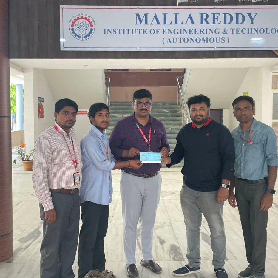 Manohar_trust's tweet photo. Project : SAHASRA 'A New Beginning' by Manohar Trust

Program No. : 1

Receiver : Educational Aid to
Bhargav - 30000 and Mukesh - 40000
Studying https://t.co/sHeKinShcO 3rd and 4th year in Mallareddy College.

Sponsered By Amazon Employee Grants through Implementation partner https://t.co/f1bamIwB2Y