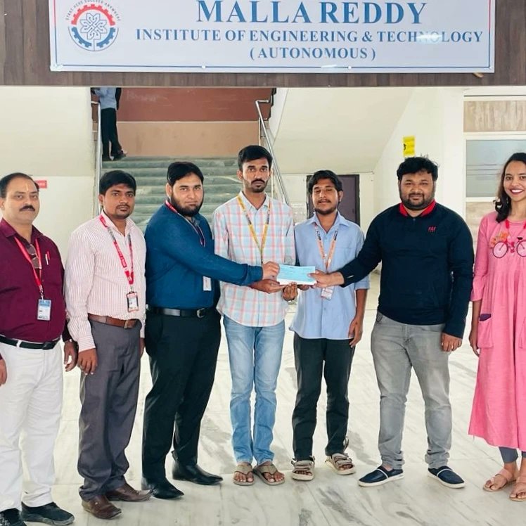 Manohar_trust's tweet photo. Project : SAHASRA 'A New Beginning' by Manohar Trust

Program No. : 1

Receiver : Educational Aid to
Bhargav - 30000 and Mukesh - 40000
Studying https://t.co/sHeKinShcO 3rd and 4th year in Mallareddy College.

Sponsered By Amazon Employee Grants through Implementation partner https://t.co/f1bamIwB2Y