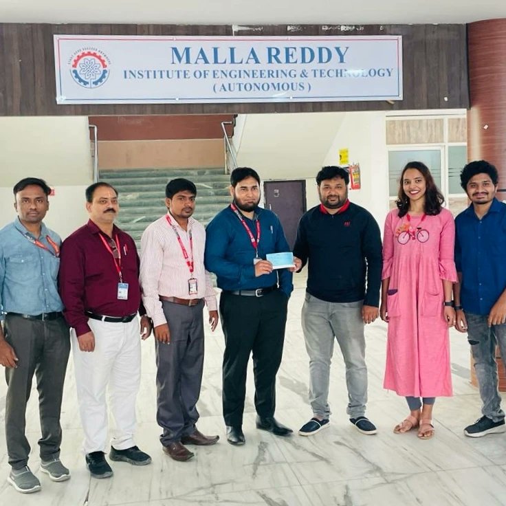 Manohar_trust's tweet photo. Project : SAHASRA 'A New Beginning' by Manohar Trust

Program No. : 1

Receiver : Educational Aid to
Bhargav - 30000 and Mukesh - 40000
Studying https://t.co/sHeKinShcO 3rd and 4th year in Mallareddy College.

Sponsered By Amazon Employee Grants through Implementation partner https://t.co/f1bamIwB2Y