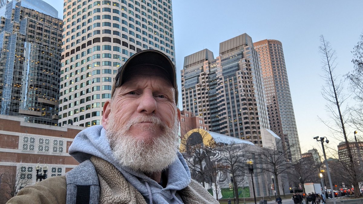 ukcwboy's tweet photo. Howdy from Boston https://t.co/sl2J72lBDo