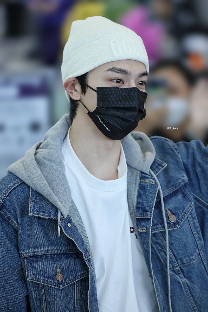 FWanit's tweet photo. Bye Bye ไว้กลับมาเจอกันใหม่นะครับ 💕

#หลินอี #LinYi 
#林一 #린이
#SiamParagonxLINYI
#SiamParagonCNY2024
#SiamParagon
#ByeByeLinYiSeeYouAgain https://t.co/uofr6IfclI