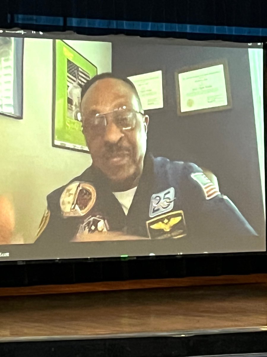 chanmast's tweet photo. Astronaut/Navy Captain Winston E. Scott .
What a wonderful and unforgettable experience for our students  @josemartimast. Thank you Ms. Cosio. https://t.co/xkKE6TdWDB