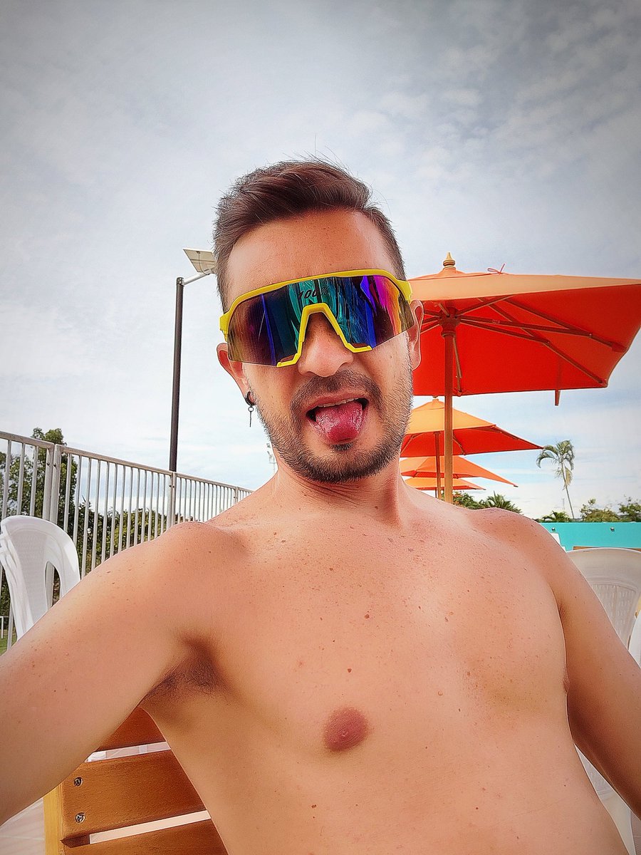 alexcastillo829's tweet photo. 💦 https://t.co/f6li7BrfM6