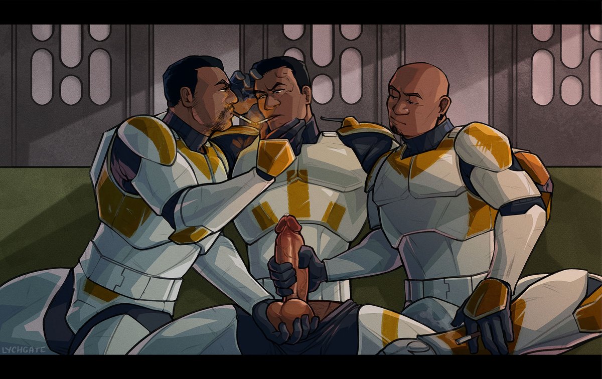 dickgate's tweet photo. Waxer, Boil, and Cody taking a smoke break.
Lend ur commander a hand, guy is SO overworked https://t.co/jAP9dOSyBR