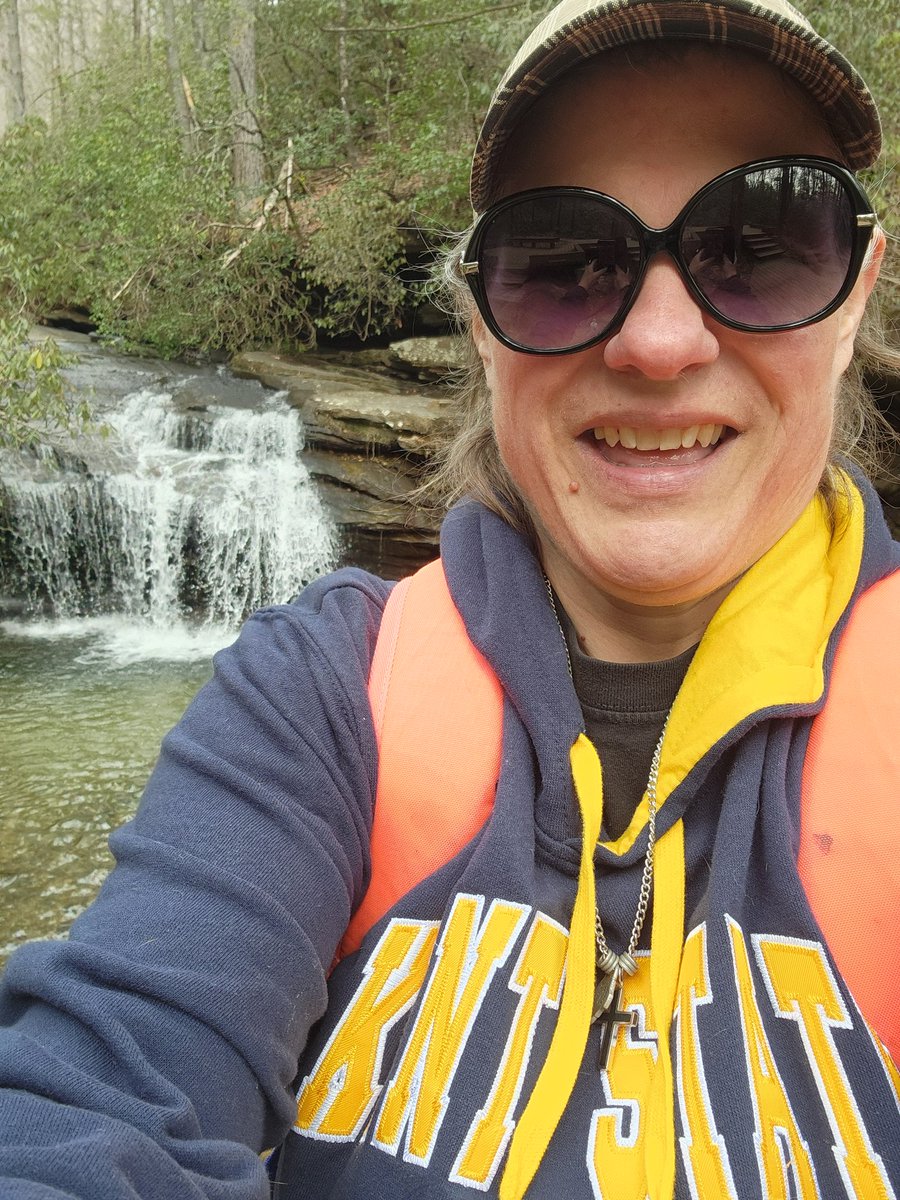 TribSportsLady's tweet image. Walked two trails at Table Rock State Park! Full of beautiful waterfalls and mountain views. #TableRock #SouthCarolina #nature #NatureBeauty #Travel #Traveler #healthcoachlife