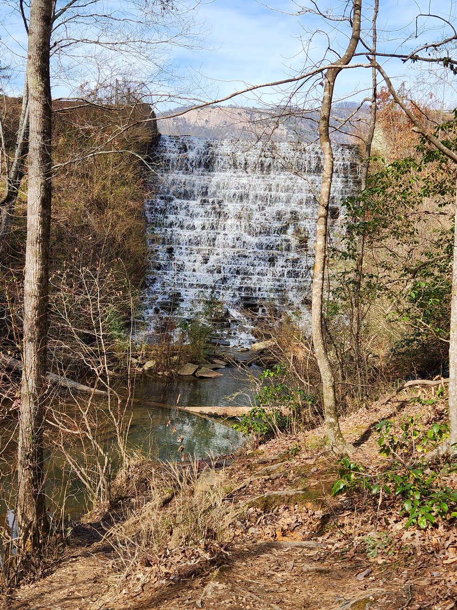 TribSportsLady's tweet image. Walked two trails at Table Rock State Park! Full of beautiful waterfalls and mountain views. #TableRock #SouthCarolina #nature #NatureBeauty #Travel #Traveler #healthcoachlife