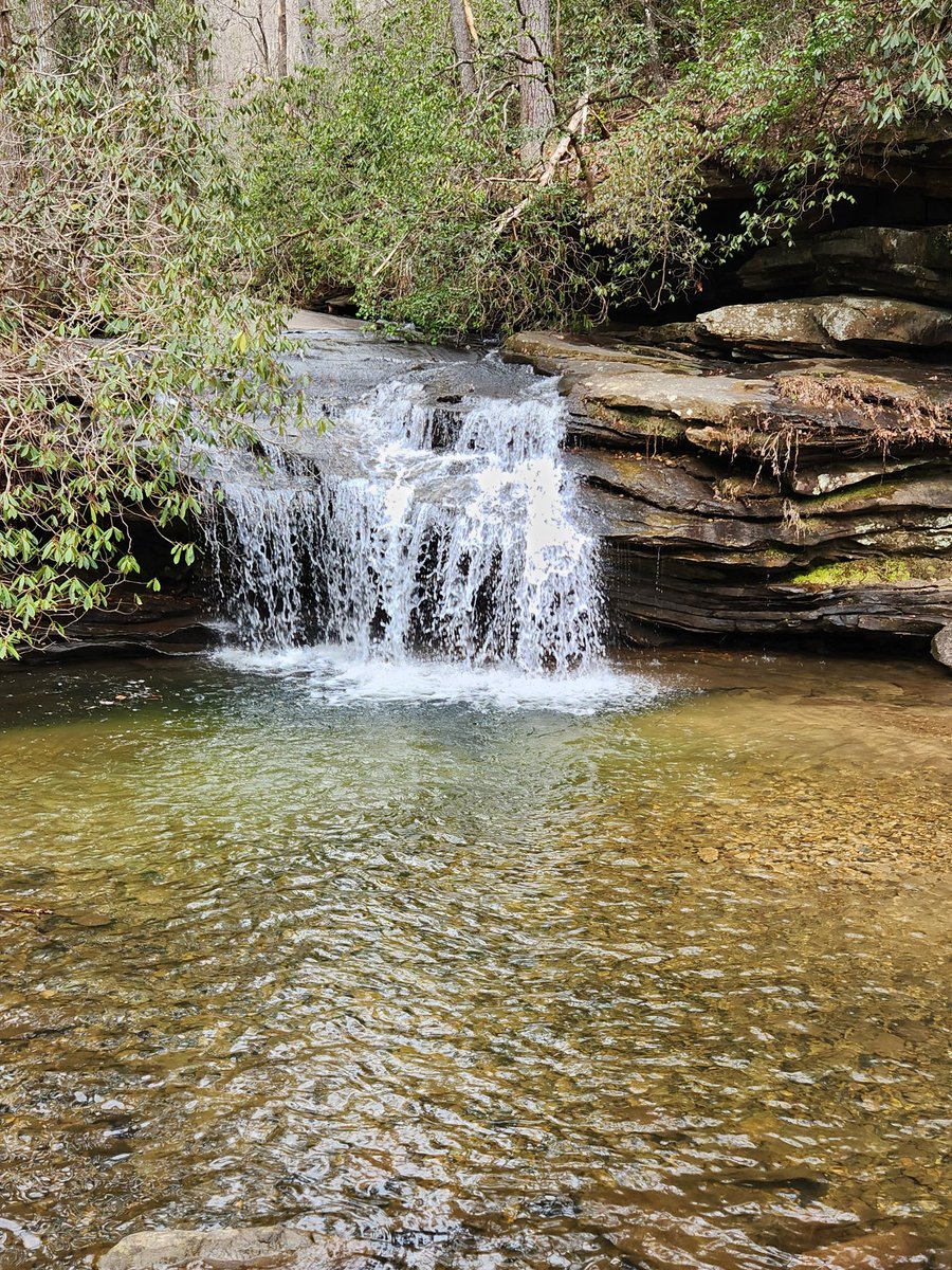 TribSportsLady's tweet image. Walked two trails at Table Rock State Park! Full of beautiful waterfalls and mountain views. #TableRock #SouthCarolina #nature #NatureBeauty #Travel #Traveler #healthcoachlife