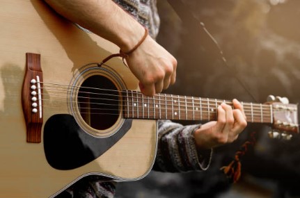 Head to the clubhouse tomorrow for live music, featuring, Paul James!  🎸🎤 See you at 6PM! 

#TatumRanchGolfClub #ConnectLivePlay #CaveCreek #LiveMusic #ClubLIfe