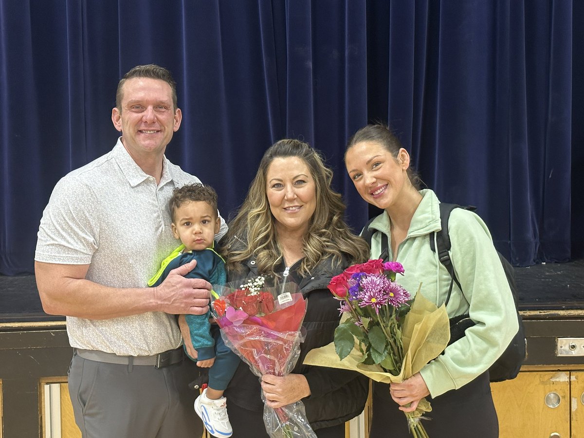 b_pearson's tweet photo. Congratulations to our SMS Teacher of the Year, Coach Jane Taggart! So well deserved! #SMSRocks @SMSstallions @rockwoodschools https://t.co/vqathCzQzE