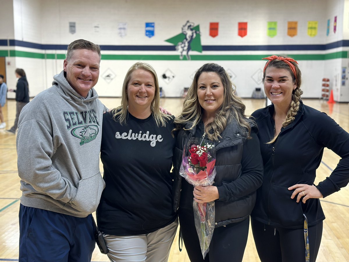 b_pearson's tweet photo. Congratulations to our SMS Teacher of the Year, Coach Jane Taggart! So well deserved! #SMSRocks @SMSstallions @rockwoodschools https://t.co/vqathCzQzE