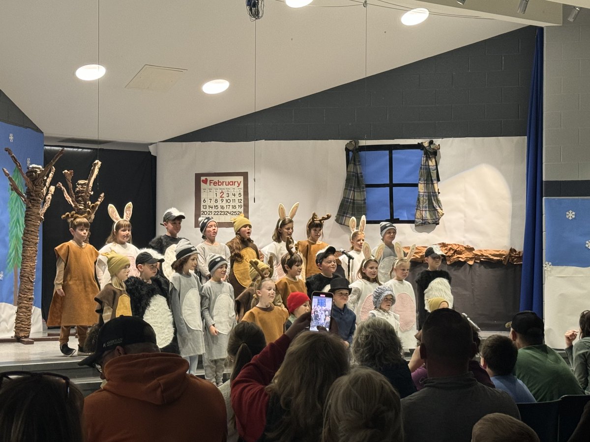 Kenyatta2Hughes's tweet photo. Job Well Done Team Caldwell! Mrs. Caldwell's annual play was enjoyed by all! #PRpride #SAScompass https://t.co/q0gK8cCnTr