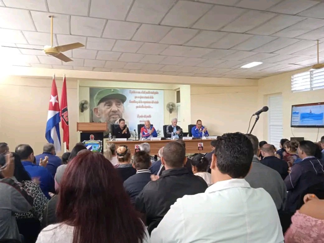 #UnidosXCuba
#LatirXUn26Avileño
#PorCiroRedondoTodo