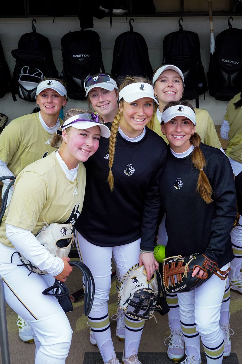 The Southern Conference (@soconsports) on Twitter photo And just like that ๐๐๐๐๐๐๐ ๐๐๐ ๐๐๐๐ ๐๐๐
๐ | <a href="/WoffordSoftball/">Wofford Softball</a> x #SoConSB
-
Shoutout to the Terriers for their first game in program history ๐คฉ And just like that ๐๐๐๐๐๐๐ ๐๐๐ ๐๐๐๐ ๐๐๐
๐ | <a href="/WoffordSoftball/">Wofford Softball</a> x #SoConSB
-
Shoutout to the Terriers for their first game in program history ๐คฉ