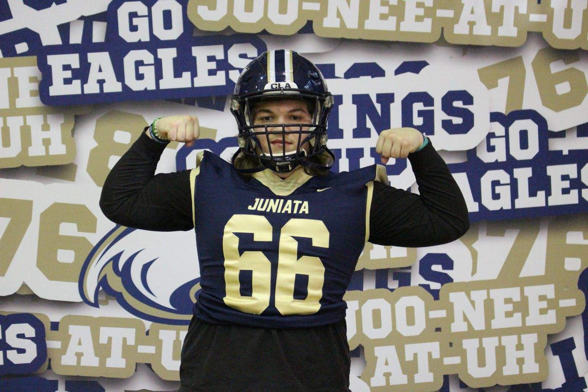 MikeDie48195570's tweet photo. After two great visits with Juniata and great conversations with Coach English and Coach Treadwell I’m beyond blessed to announce my commitment to Juniata college to excel my academic and athletic career. @JC_CoachEnglish @JuniataFootball @EJMoran1021 @CoachTreadJC @ShenQBclub https://t.co/QkjHTdFNcy