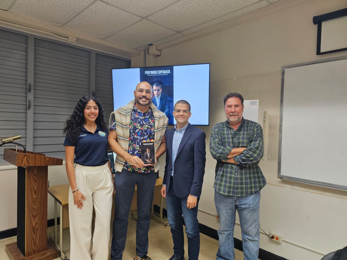 AECIPO-RUM (@aeciporum) on Twitter photo Hoy recibimos la visita del representante y licenciado ,<a href="/josebernardo_pr/">José Bernardo Márquez</a>, quien presentó su libro “Propongo Esperanza: Columnas para una Nueva Política”. Agradecemos su valioso aporte en el ámbito político y por compartir su libro con nosotros. #juevesdeAECIPO📚 ✨ Hoy recibimos la visita del representante y licenciado ,<a href="/josebernardo_pr/">José Bernardo Márquez</a>, quien presentó su libro “Propongo Esperanza: Columnas para una Nueva Política”. Agradecemos su valioso aporte en el ámbito político y por compartir su libro con nosotros. #juevesdeAECIPO📚 ✨