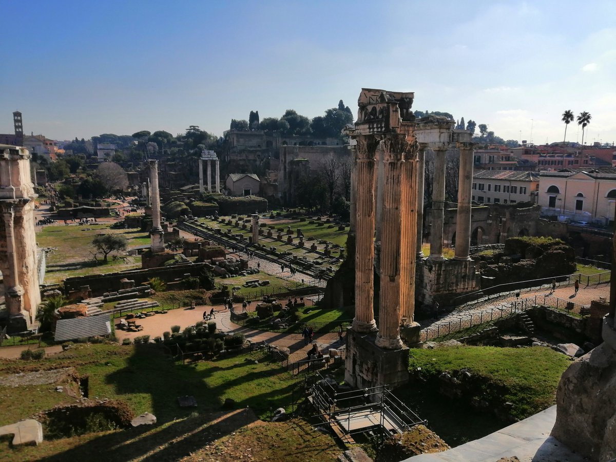 Terrace of the Capitoline Museums /
Forum Romanum seen from the Tabularium, A.D. 2019

#Rome #CapitolineMuseums #ForumRomanum