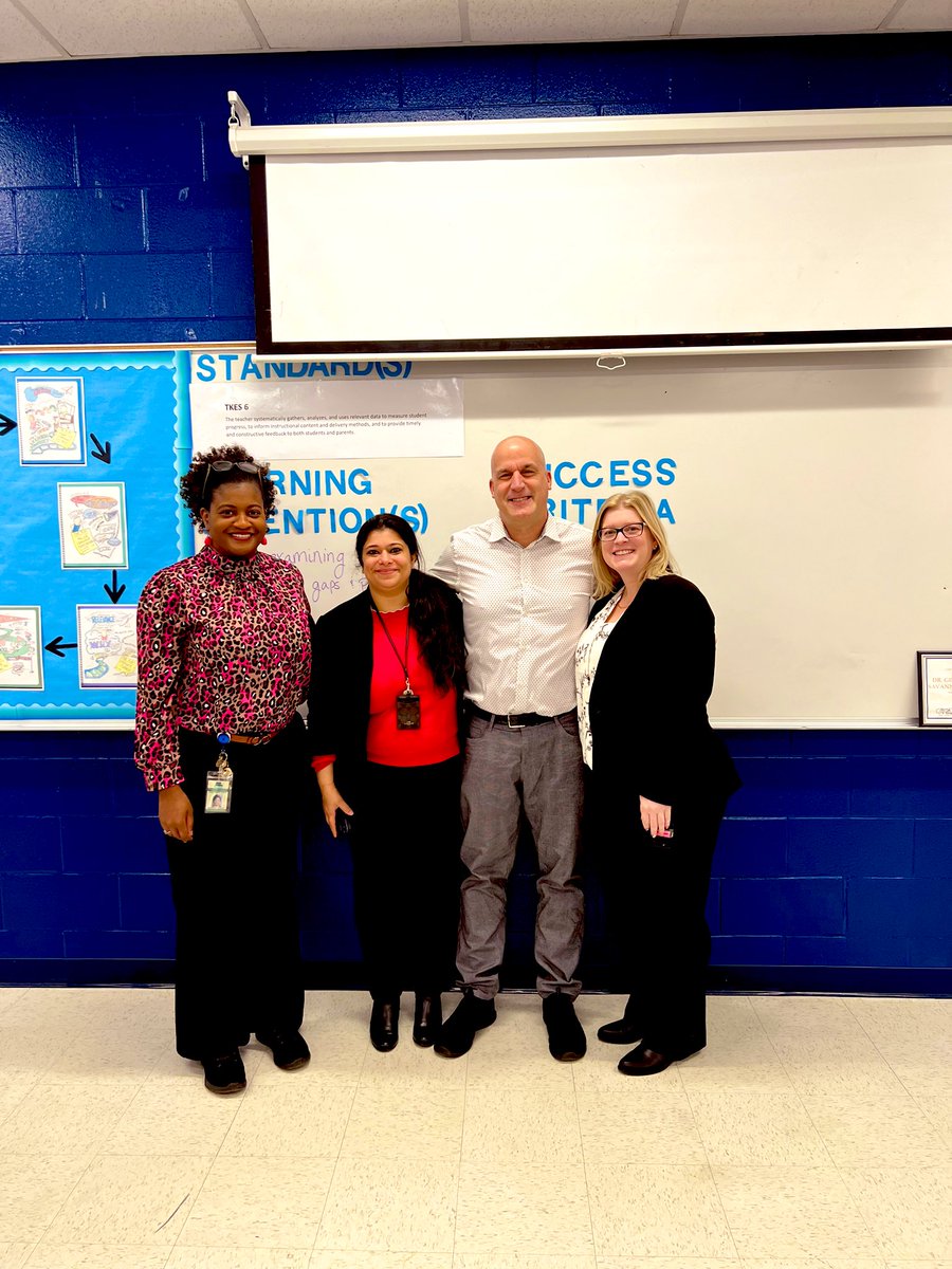 MsSPottenger's tweet photo. It’s always a great day when @the_gifted_guy comes to @shs_bluejackets Nation to train and collaborate! Today’s topic- Academically Challenging vs Intellectually Stimulating: Creating Thinkers for Workforce Development. 💙🤍💙🤍 #RigorousQuestioning #BookStudy #Greatness #Author https://t.co/FeTaxUHchf