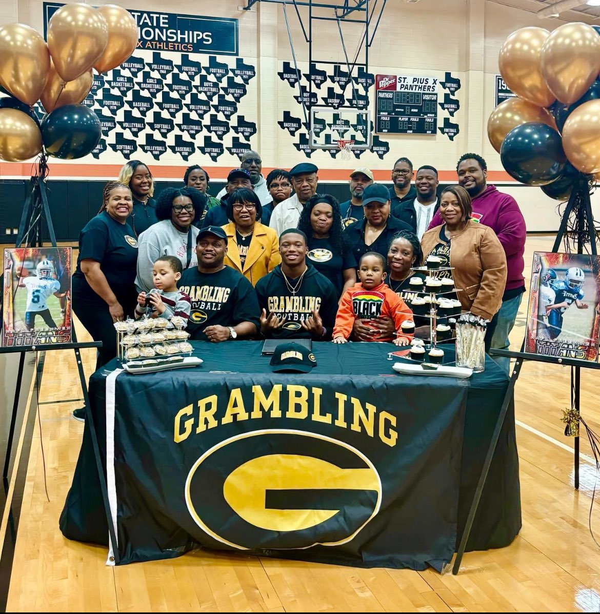 Kameron Brown (@kambrown2024) on Twitter photo Ticket sales just went up!!!! I am grateful and ready to go to work!!!! <a href="/GSUFootball01/">Grambling State Football 🐯</a> #GMen24 #GramFam Ticket sales just went up!!!! I am grateful and ready to go to work!!!! <a href="/GSUFootball01/">Grambling State Football 🐯</a> #GMen24 #GramFam
