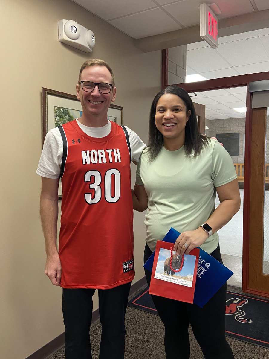 SM_NORTH_HS's tweet photo. Congratulations to these Bison who celebrated their first 100 days in the teaching profession! We are lucky to have you and appreciate all you do for the North community! #100daysofteaching @thesmsdhr https://t.co/kvd6TLdddi