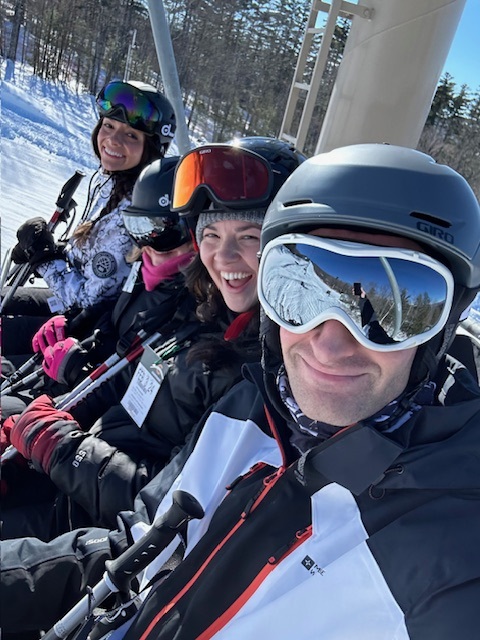 CogencyGlobal's tweet image. The ski's the limit when you're on the #Cogency Boston team! Suzanne Paxton and crew  set the gold standard for teamwork again, mixing hard work and good times on the slopes of #CranmoreMountain. When you need a compliance service company, go with one that never "slopes" down!