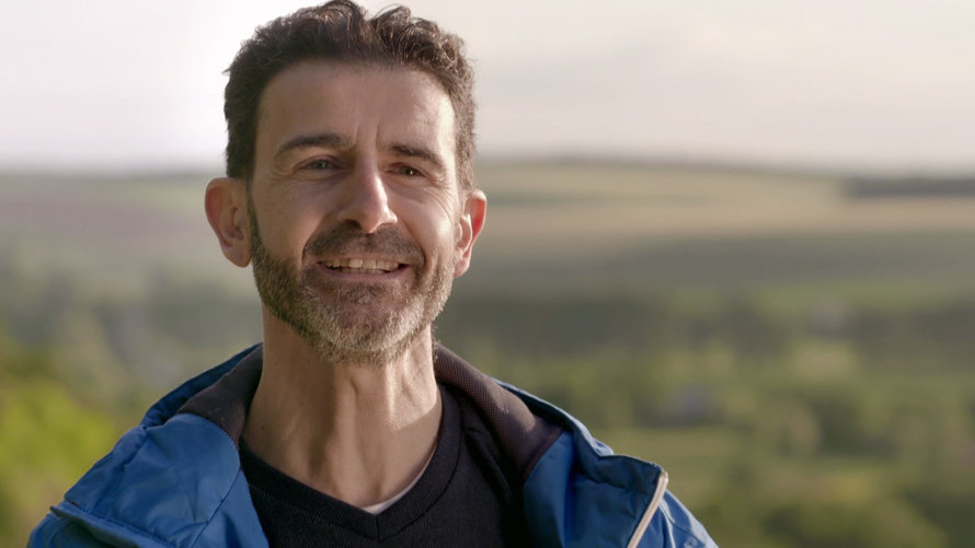 ScientologyTV's tweet photo. 🌤️ A paraglider sails to greater heights in life with Scientology. 

See short profiles of Scientologists from all walks of life and all over the world on I am a Scientologist, tonight at 8:30P ET/PT. https://t.co/2jx3oJeOm8 

#dayinthelifeof #iamamascientologist #scientologytv https://t.co/6LhDGrHt5f
