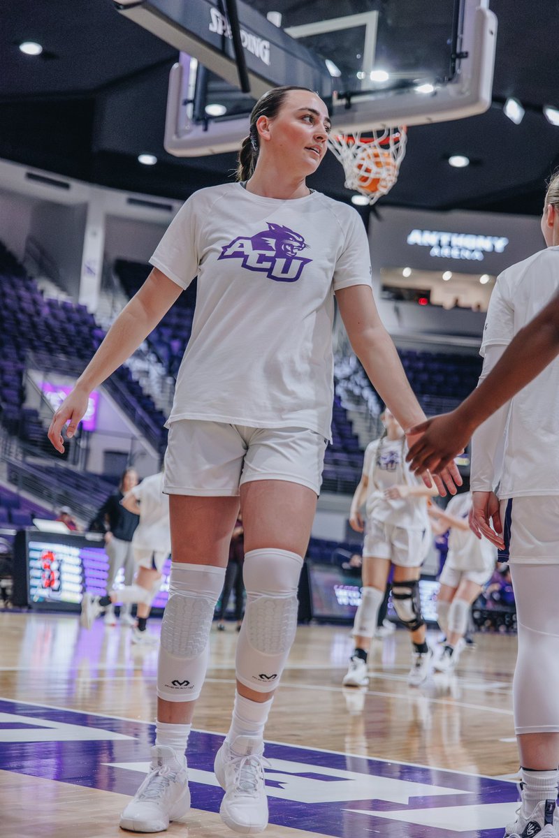 ACUWBB's tweet photo. The Wildcats are ready to pounce on the Seatle Redhawks @ Moody‼️

#OneMore | #GoWildcats https://t.co/DthobRvfWT