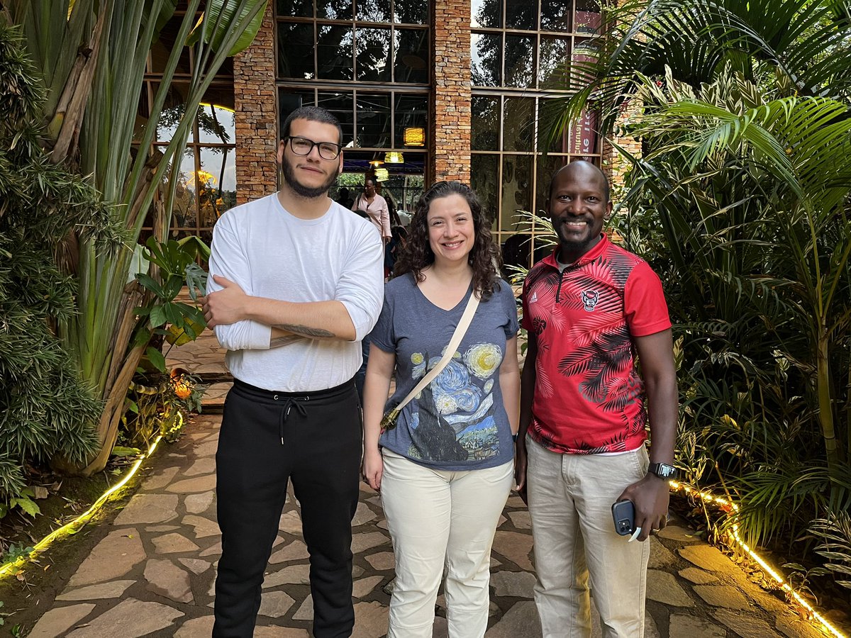 IR4_Director's tweet photo. Last day in Uganda! ๐บ๐ฌ our @NARO_NaCRRI friends took us to @NdereCentreUg for a fabulous show, the zoo, and lunch in Lake Victoria right before our flight. Already missing everyone @Carlomatrax @b_oloka @opiosamuel1 #UgandaWonderTeam #RTBbreeding https://t.co/zIiEAwpfVe