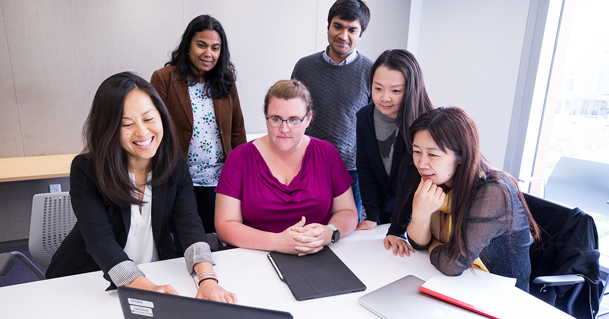 The UCSF DREAM Lab is looking for undergraduate and graduate students for summer and year-long internships starting in June 2024. Learn more at dreamlab.ucsf.edu/dream-lab-inte…