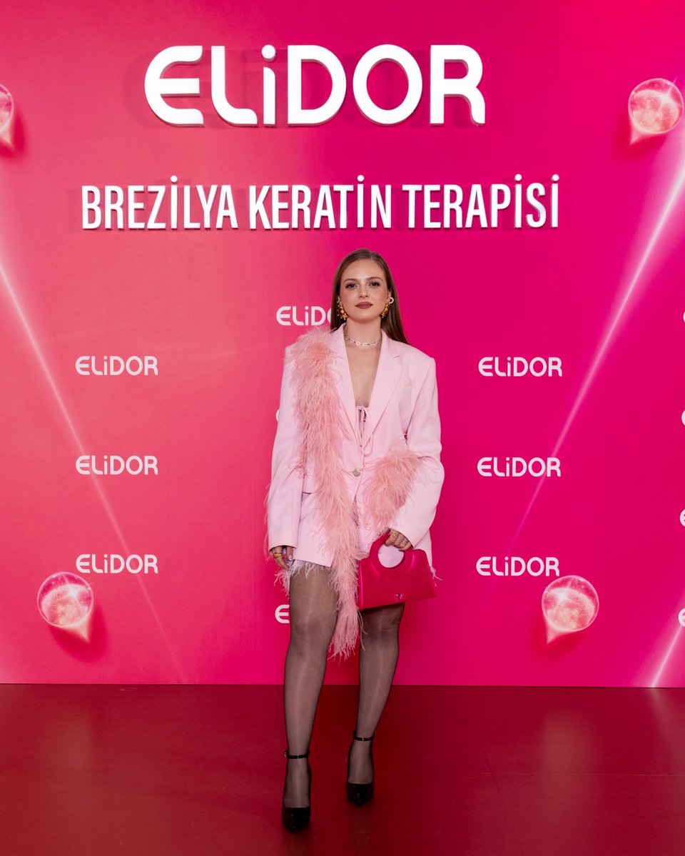 IstanbulNovart's tweet photo. Afra Saraçoğlu for @Elidorturkey
Brazilian Keratin Theraphy Launch Event

Event Design: Hybrid Community
PR Agency: @sobrazonline
Influencer Marketing: @BoomadsTR 
Creative Design And Production: @IstanbulNovart
Creative Director: Mehmet Pehlivan
Photographer: Uğurcan Tüzel https://t.co/s248yrEopV