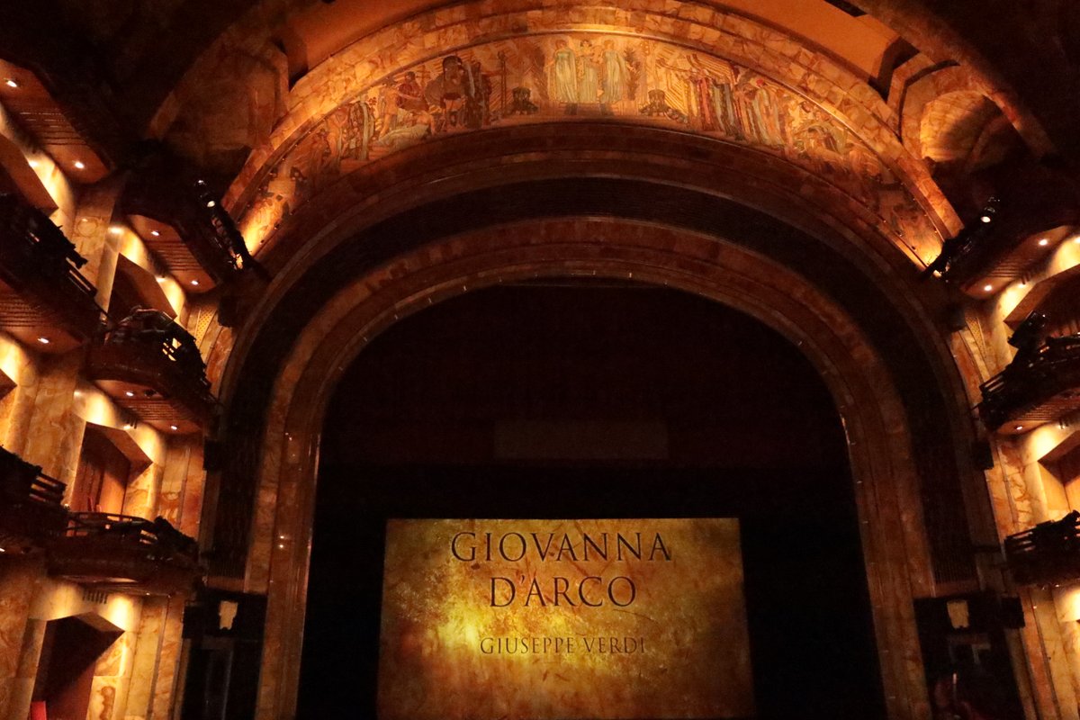 HomoEspacios's tweet photo. ¿Eres fanático de la ópera? No te pierdas el estreno de Giovanna d'Arco.

Aquí una muestra de lo que podrás escuchar, en una ópera hermosa y conmovedora que te dejará sin aliento en la Sala Principal de @PalacioOficial.

https://t.co/iQqpriDSeE https://t.co/Xv1c8QzBWj