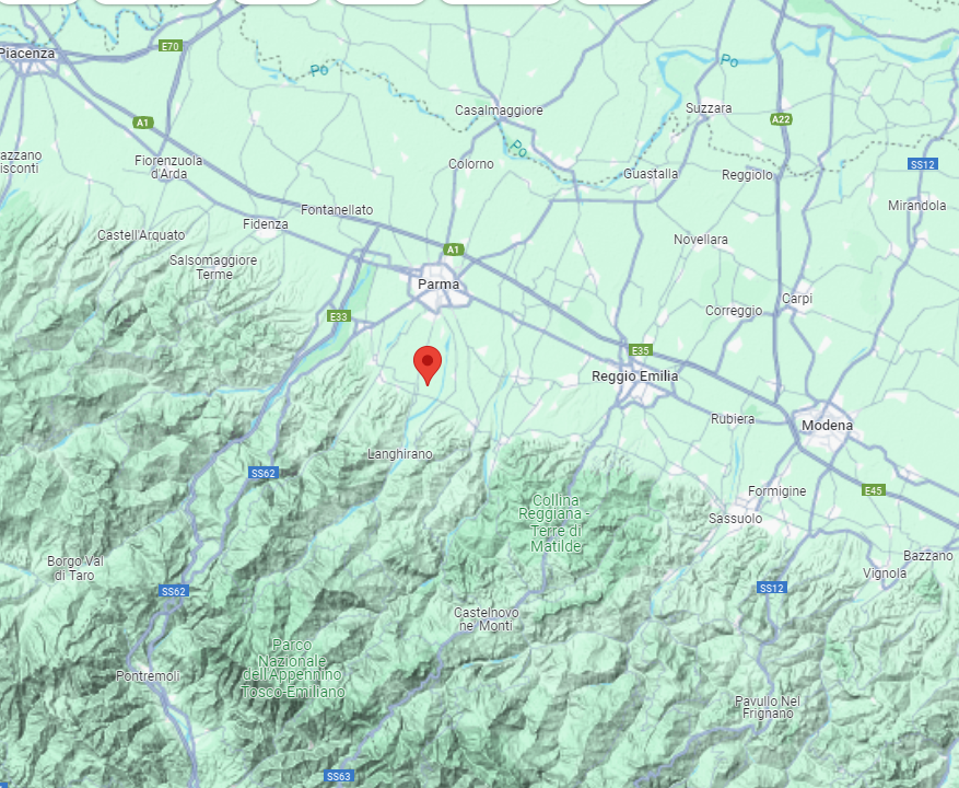 Emergenza24's tweet photo. UPDATE [09.02-00:35] #Parma #TERREMOTO (00:30 UTC+1) 
In attesa dati strumentali (provvisorio: M 3.3 +/- 0.2)
Dicci la situazione anche se ok https://t.co/itW3iii360