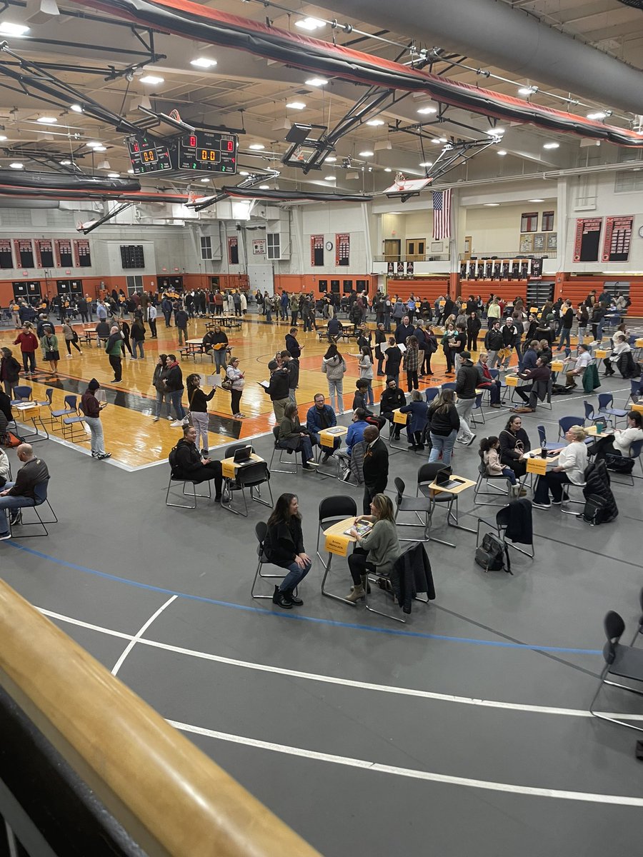 Beverly High School tweet media