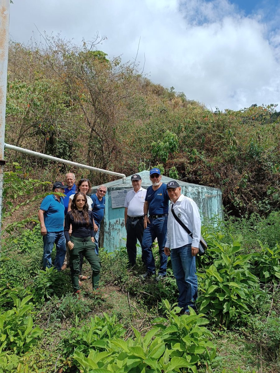 Carlos_Zarate11's tweet photo. Visita Vereda el Pencal. Municipio de Olaya. Rotary International, Club Rotario Medellín Nutibara   Grupo de investigación Polygesta.  proyecto INNOVACIÓN SOCIAL PARA LA ADAPTACIÓN CLIMÁTICA Y EL DESARROLLO RURAL BASADA EN EL TURISMO COMUNITARIO, Universidad Nacional de Colombia https://t.co/do88UdRjl9