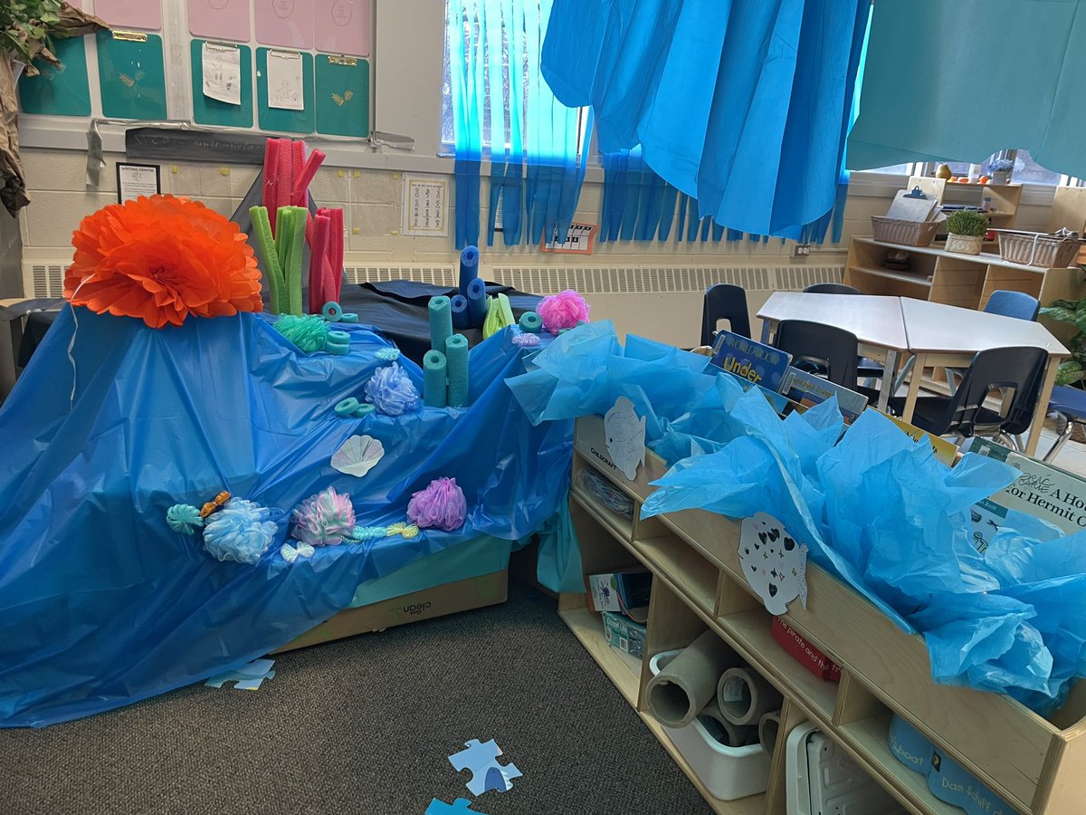 Mrs. Devitt has a coral reef in her classroom! What a magical kindergarten space <a href="/NorthbraeKnight/">Northbrae Public School</a> 🪸🐠
<a href="/gloria_devitt/">Gloria Devitt</a> <a href="/TVDSB/">Thames Valley DSB</a>