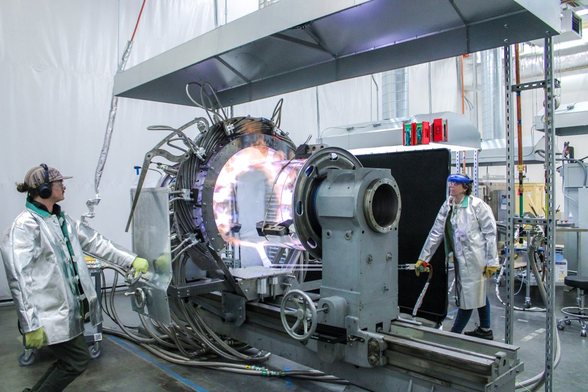 Helion_Energy's tweet image. Making vacuum vessels for our fusion systems!