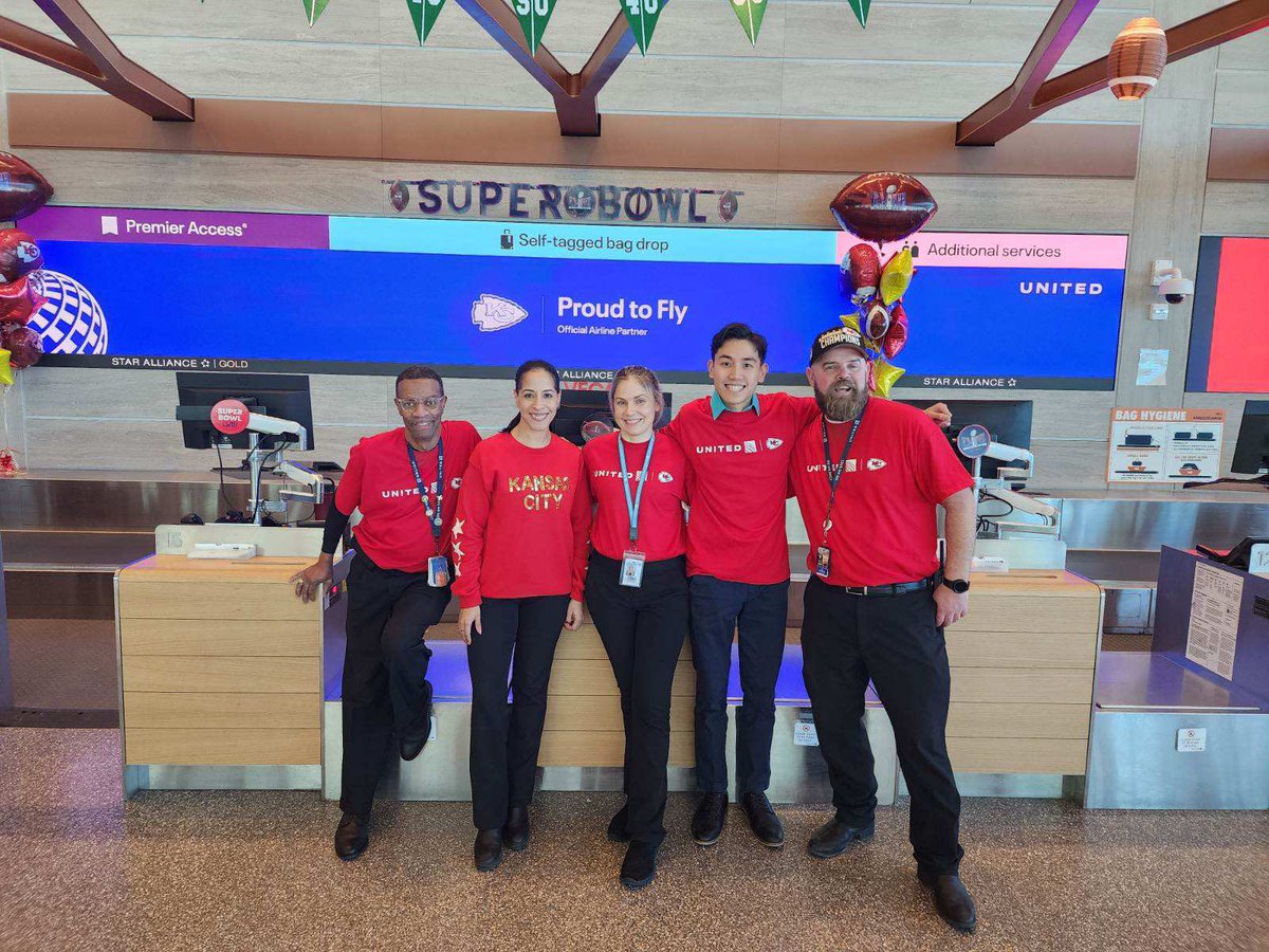 Loving this partnership United ❤️ Chiefs #SuperBowl #ChiefsKingdom @Fly_KansasCity #GreatDayFunDay