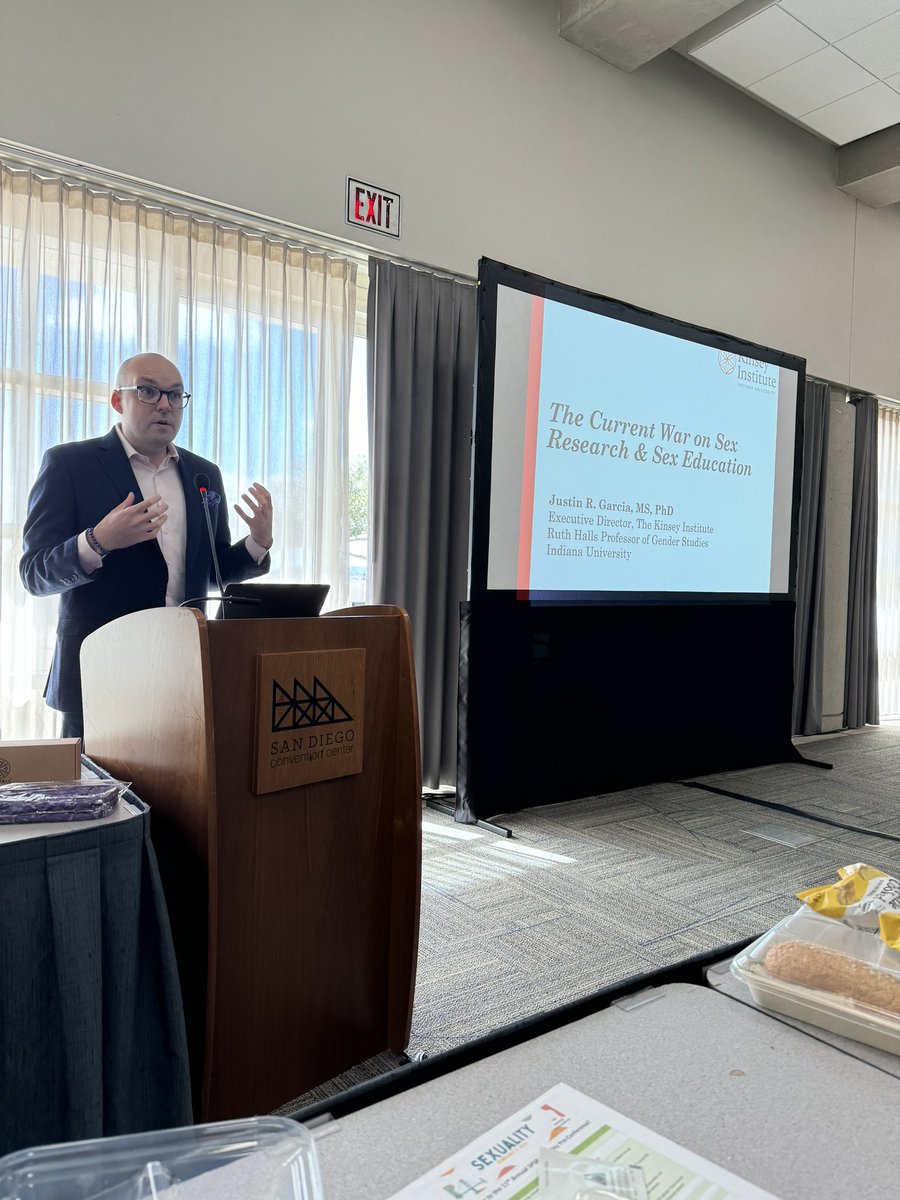 @DrJustinGarcia, Executive Director of the @kinseyinstitute, just gave a fantastic and inspiring keynote address on the current war on sex research and education at the #SPSP2024 Sexuality Preconference. #sexatspsp