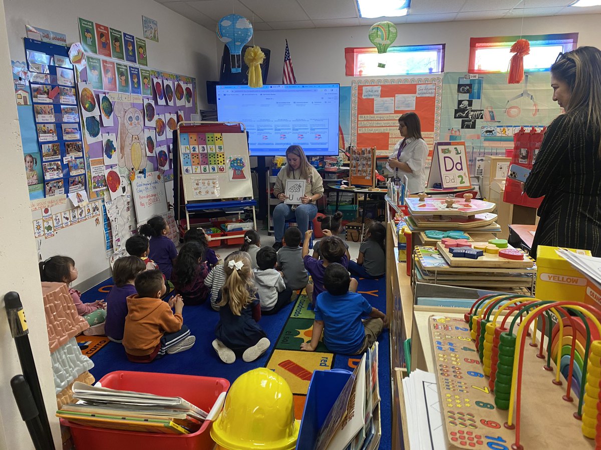 Jennifer Jones tweet media