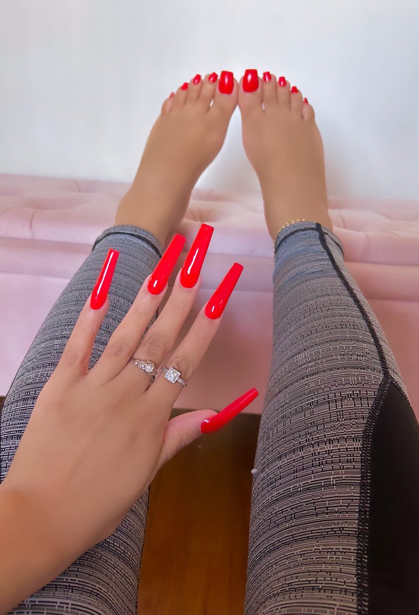 Pretty Yonna.🤍 tweet media