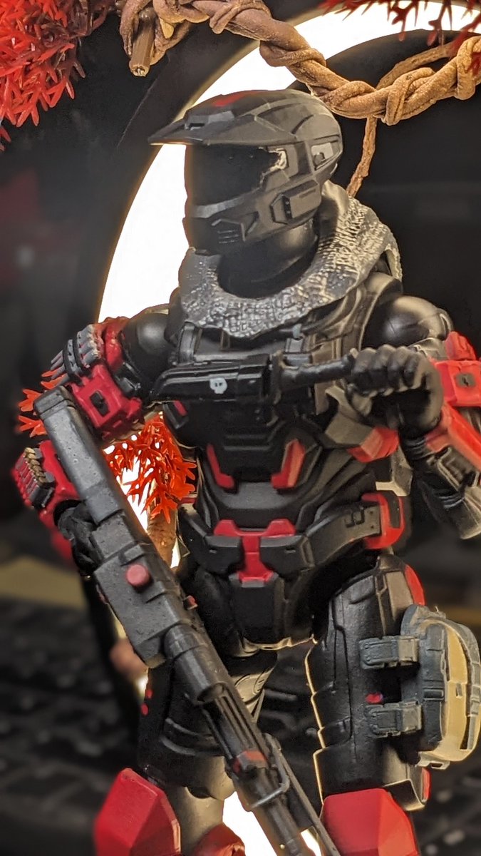 HOIDA247's tweet photo. Finished another MK V [B] for someone on Etsy. Love the whole figure. Got nothing else to say except that.

#HaloSpotlight #halo #halocustom #haloreach #halophotography https://t.co/CX1NL4c11O
