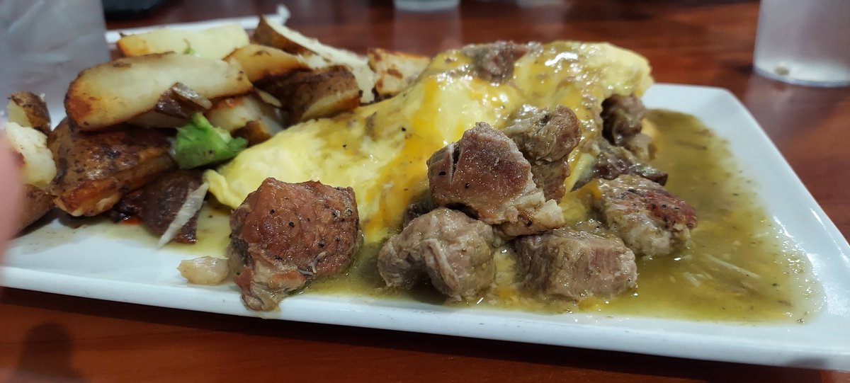 ChrisMathysCA21's tweet photo. It was great to enjoy a hearty meal at JoJo's Restaurant in northeast Bakersfield. Joe and Beatrice Guerrero opened their dream in 2019 right before the pandemic.
Their food is fresh made and delicious.
We appreciate your friendly atmosphere and your support. https://t.co/fOCSdXbVRk