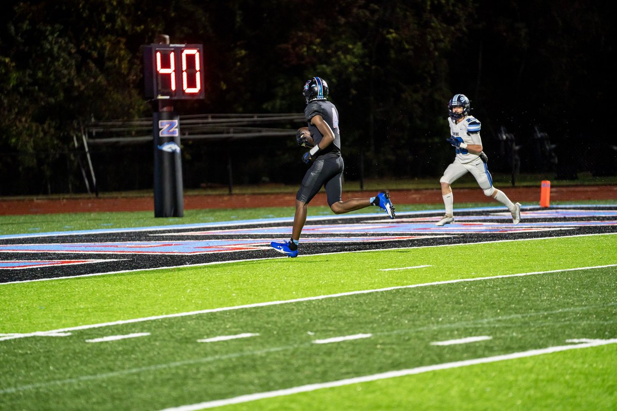 KristionBrooks4's tweet image. #WorkOnGODS🕰️            #1WR  in C/O2026  in Louisiana!     @_ZHSFootball @DruNettles @CoachDLett @CoachBrew1 @leg12tim