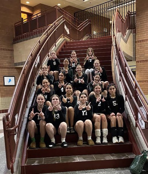 TruittPhysEd's tweet photo. It’s a W “Thursday” for this team! #bulldogproud https://t.co/lLRC40qgYv