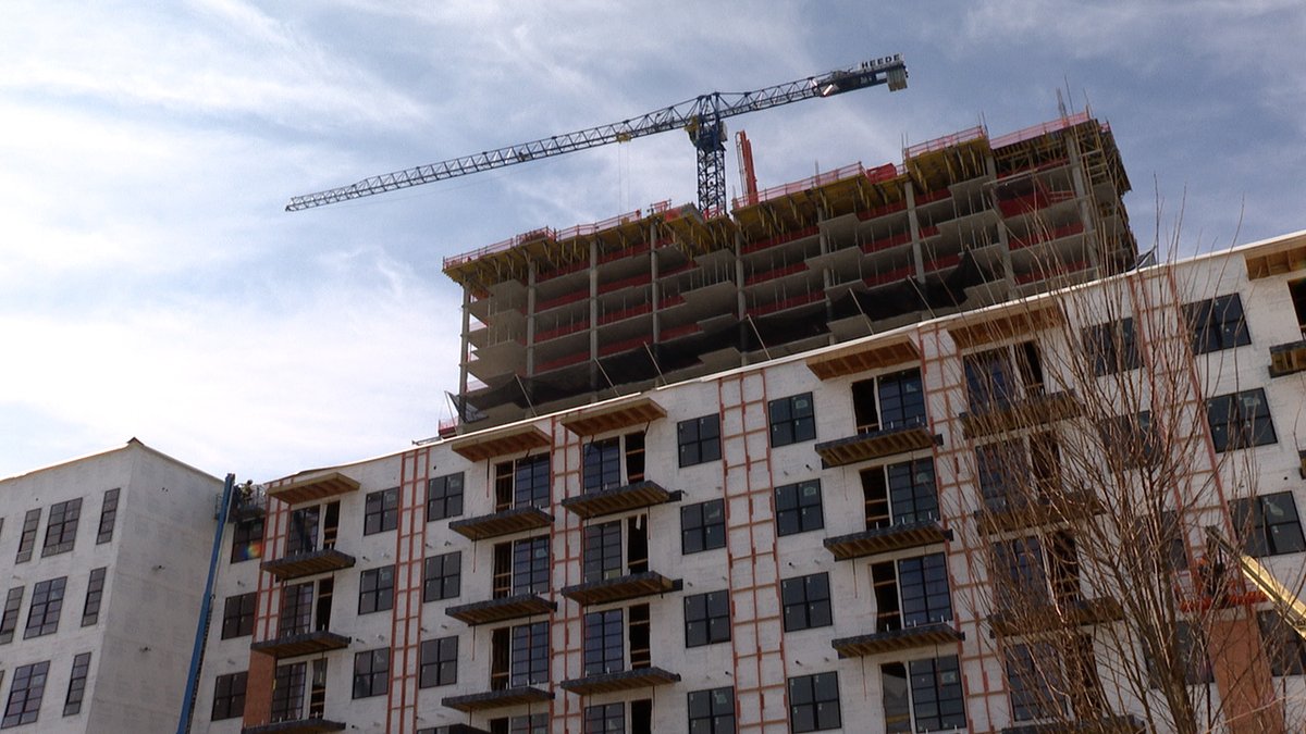 'GOING TO BE BLOWN AWAY' 🤯 | How a former golf course is transforming into a mini-downtown. <a href="/MorganFrancesTV/">𝕄𝕠𝕣𝕘𝕒𝕟 𝔽𝕣𝕒𝕟𝕔𝕖𝕤</a> 

➡️bitly.ws/3cKkd