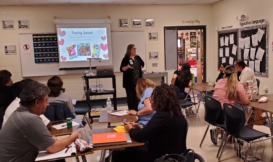 BRamirez1223's tweet image. Thank you @arden_mclean for Supporting teachers with the tools they need to succeed through @NISDTeachLearn #redwagon @NISDJones @NISDJonesSTEM