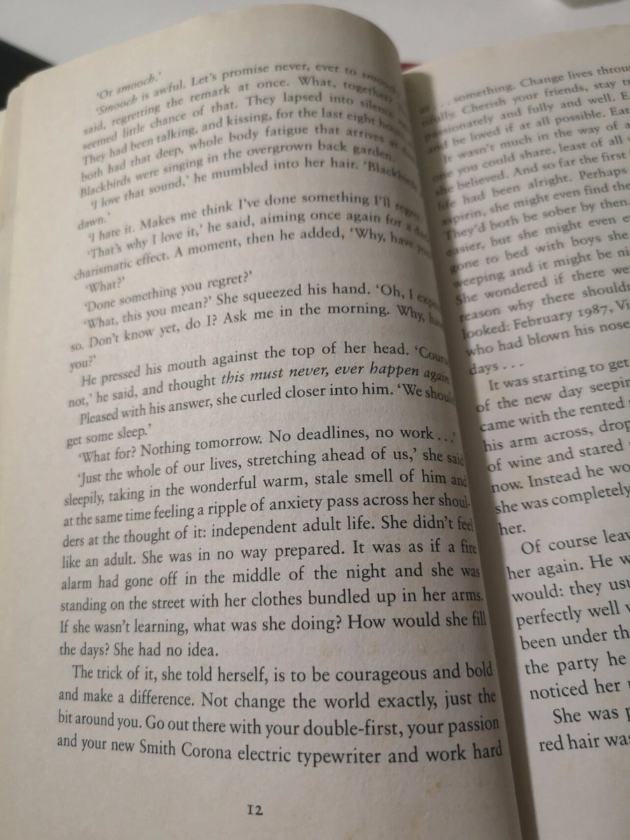 aRazzz_'s tweet photo. Good Night📖 https://t.co/mPQTnB95p5