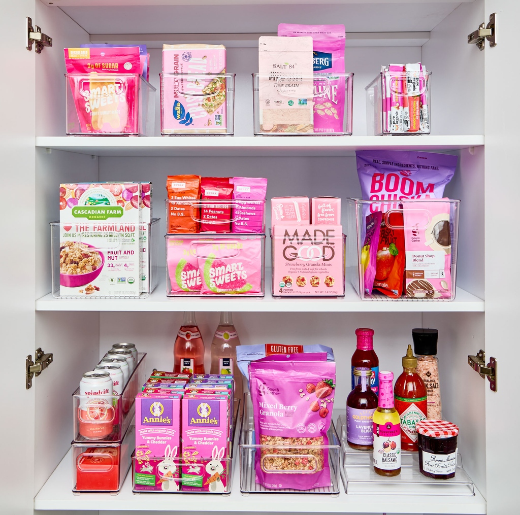 ⁠ Rumor has it #ThrowbackThursday is cool again🤭 So we're throwing it back to this pretty pink pantry to celebrate💗 It's time to fall in love with your home again. ⁠ ⁠ #iDLiveSimply #TBT